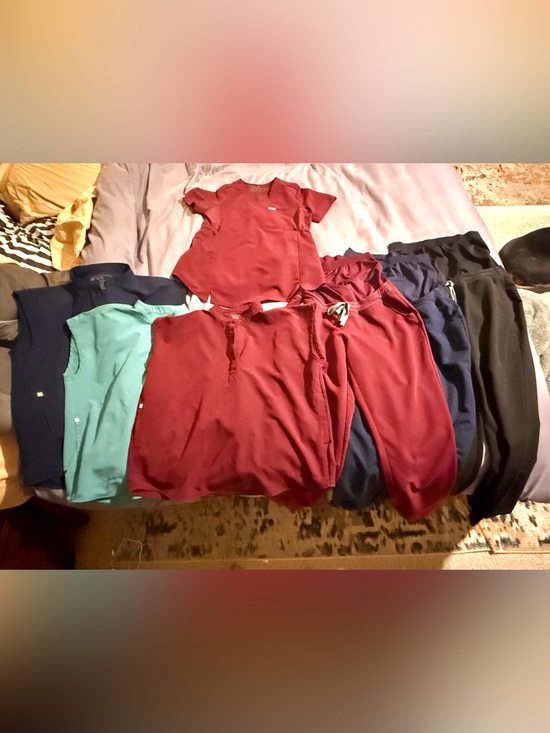 Figs Other - Figs Women's Maternity Scrub Set in Maroon, Navy & Teal (3 pairs + extra top)